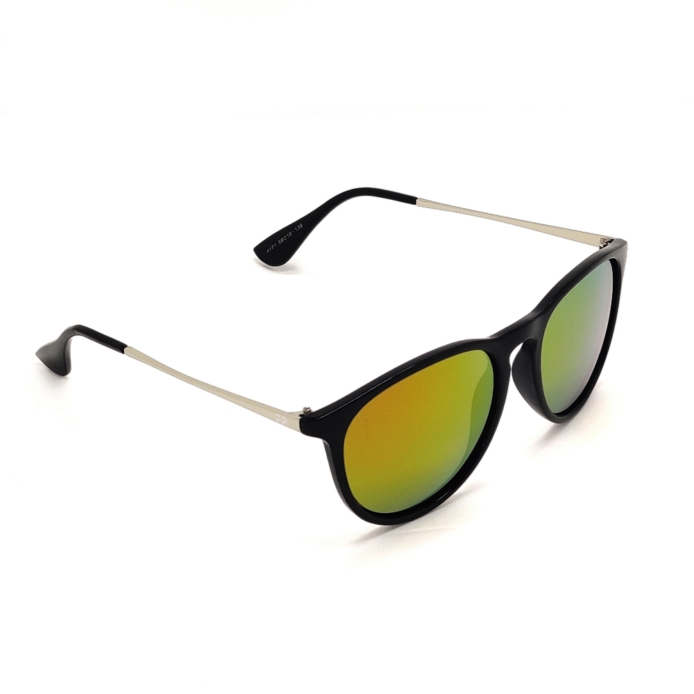 Classic Style Sunglasses with Cross Pendant - Picture 4 of 7